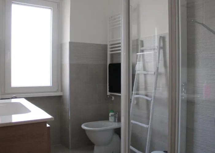 Bonelli Dreams In 4*