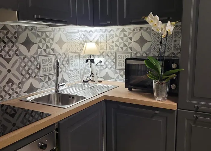 Bonelli Dreams In Pensión