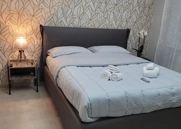 Bonelli Dreams In 4* Roma